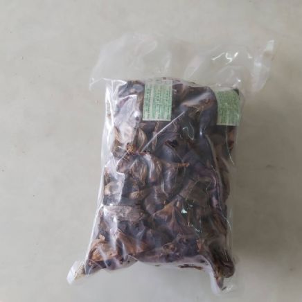 黑蒜頭(剝辦)1公斤